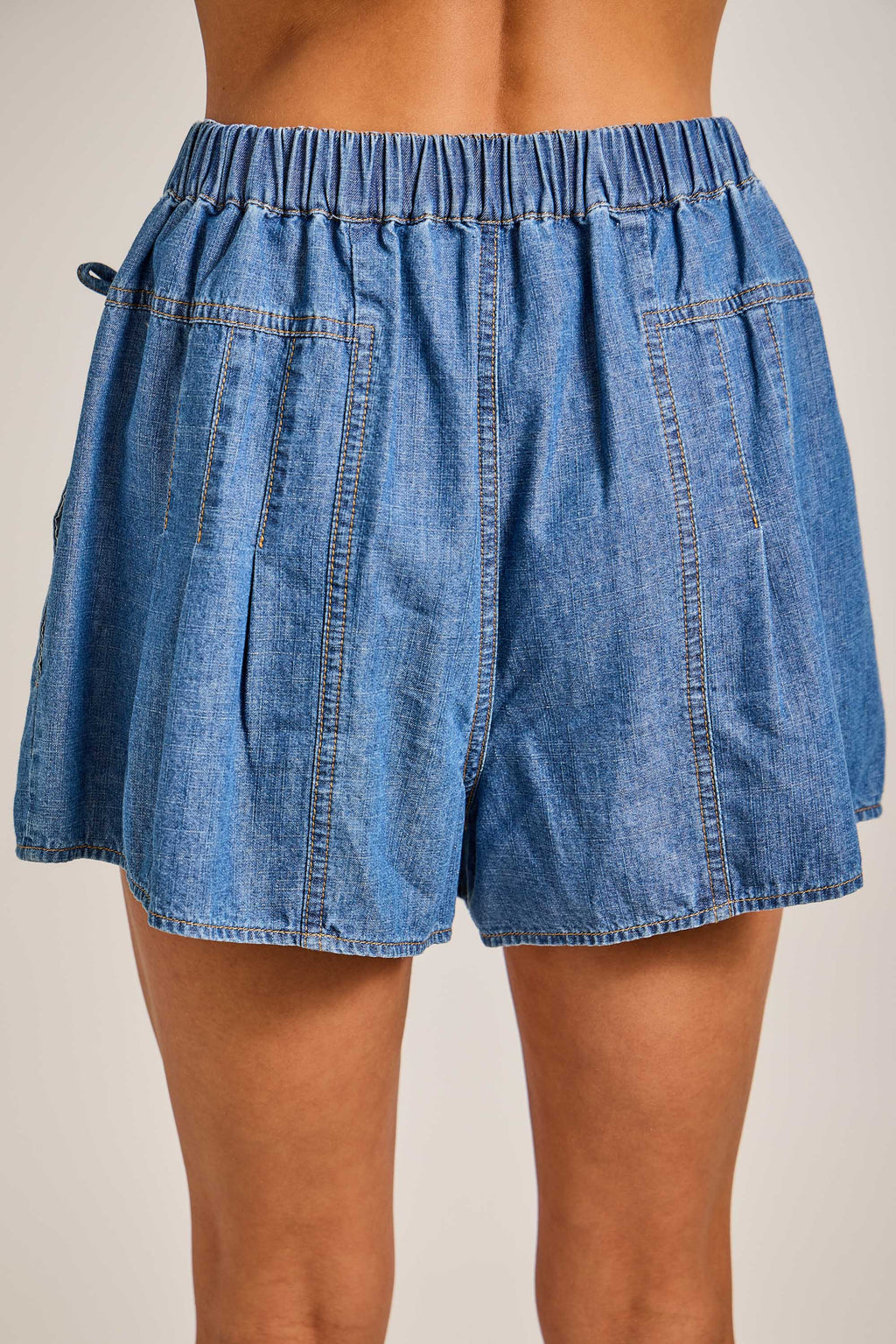 Denim Pleated Shorts with Bow Tie Detail: DENIM / L