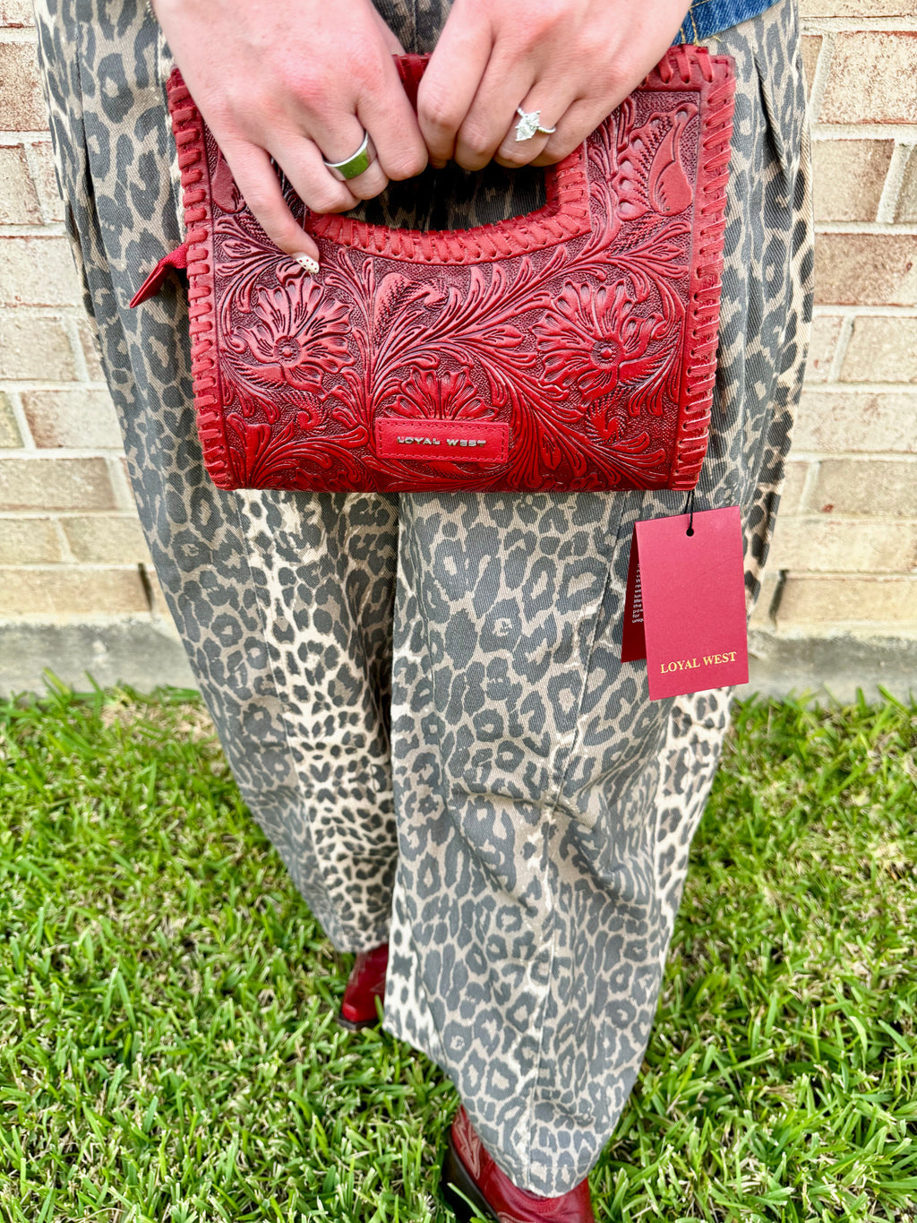 Loyal West Alma Medium Bag Red