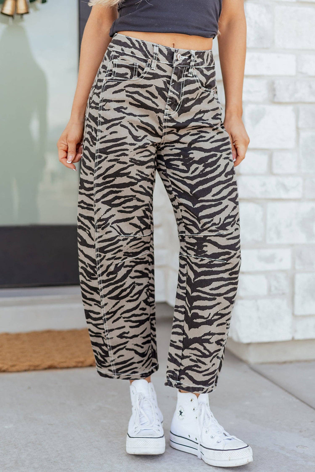 PRETTY BASH Zebra Stripe Denim Wide Barrel Leg Jeans: Gray / 8