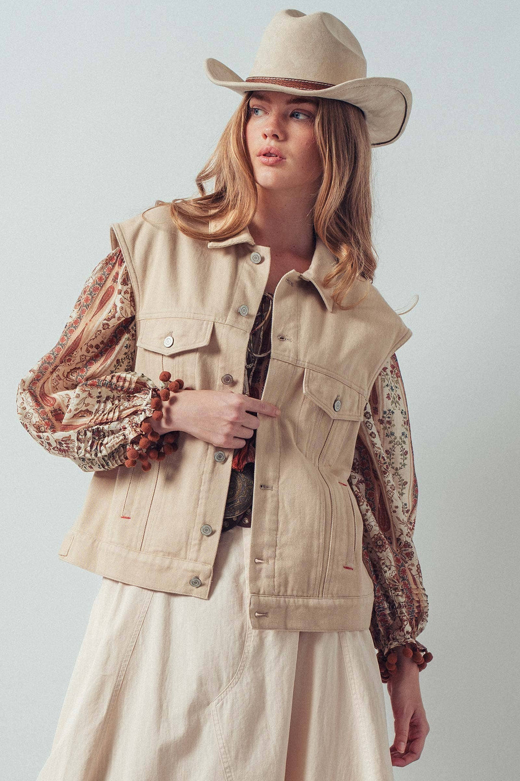 Western Sunset Embroidered Denim Vest: DENIM BLUE / S-2/M-2/L-2